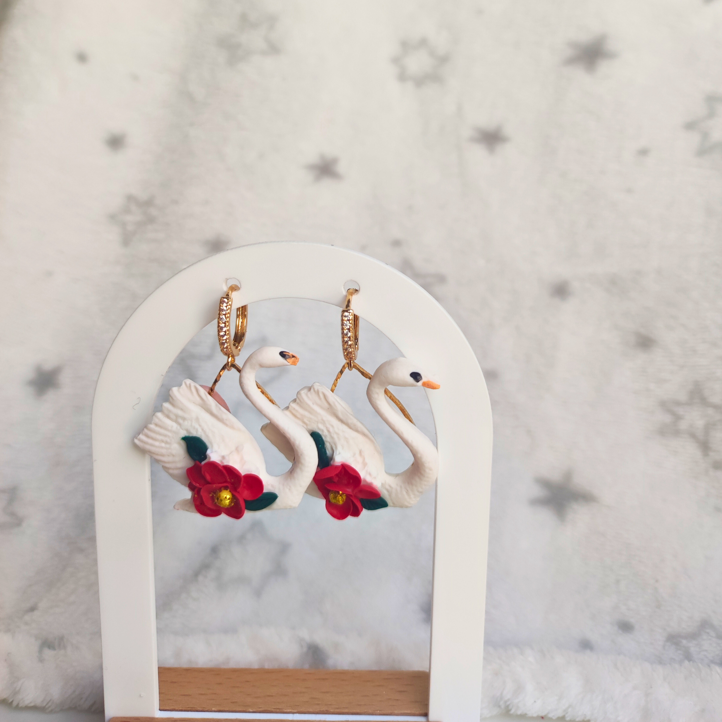 PENDIENTES CISNES
