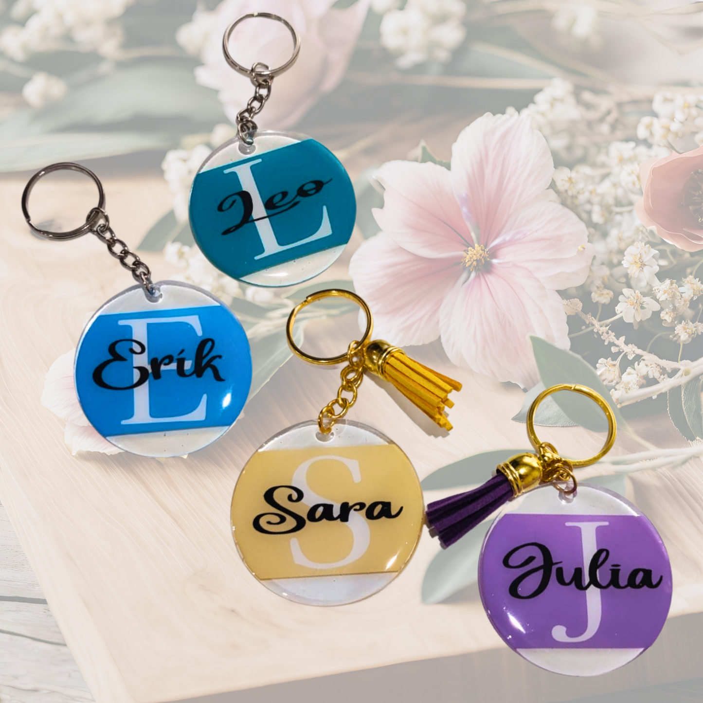 LLAVERO COLORES INICIAL PERSONALIZADO