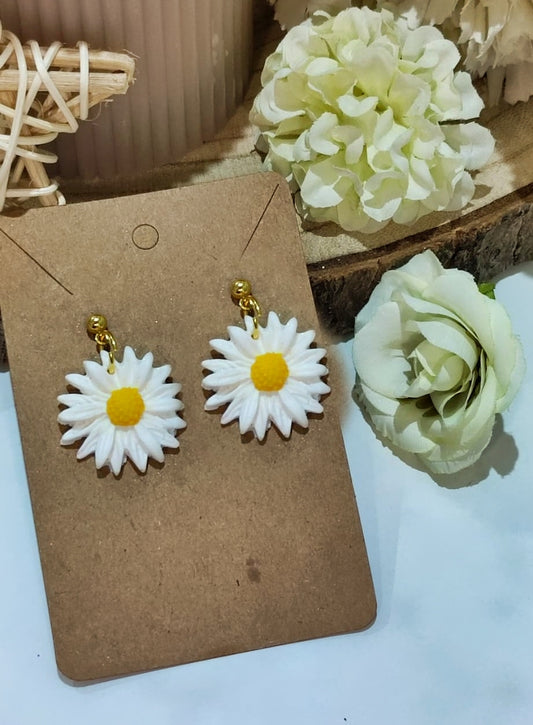 PENDIENTES MARGARITA DORADO