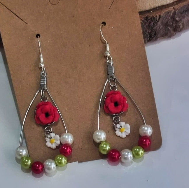 PENDIENTES PERLAS Y FLORES