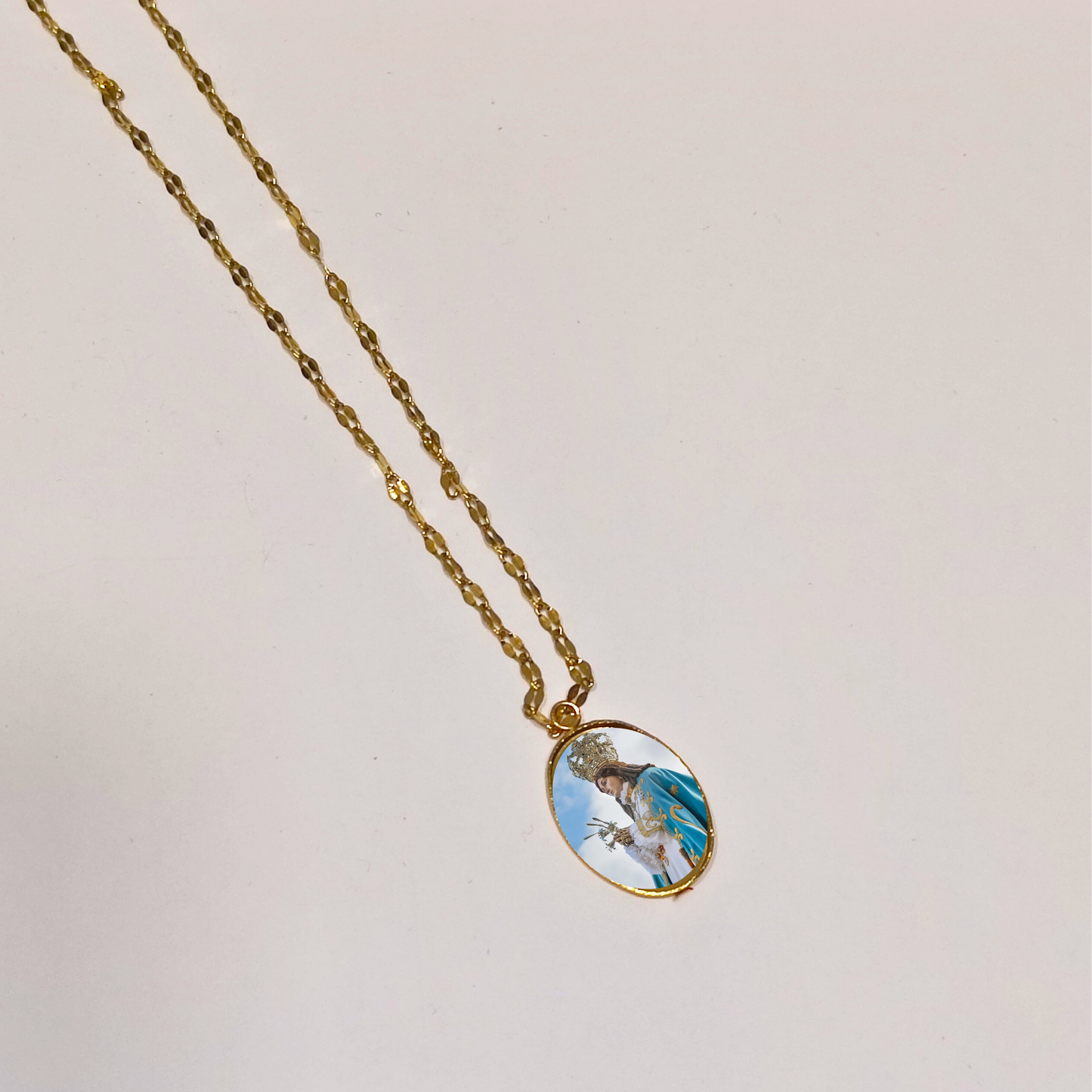 COLGANTE MARIA INMACULADA DORADO