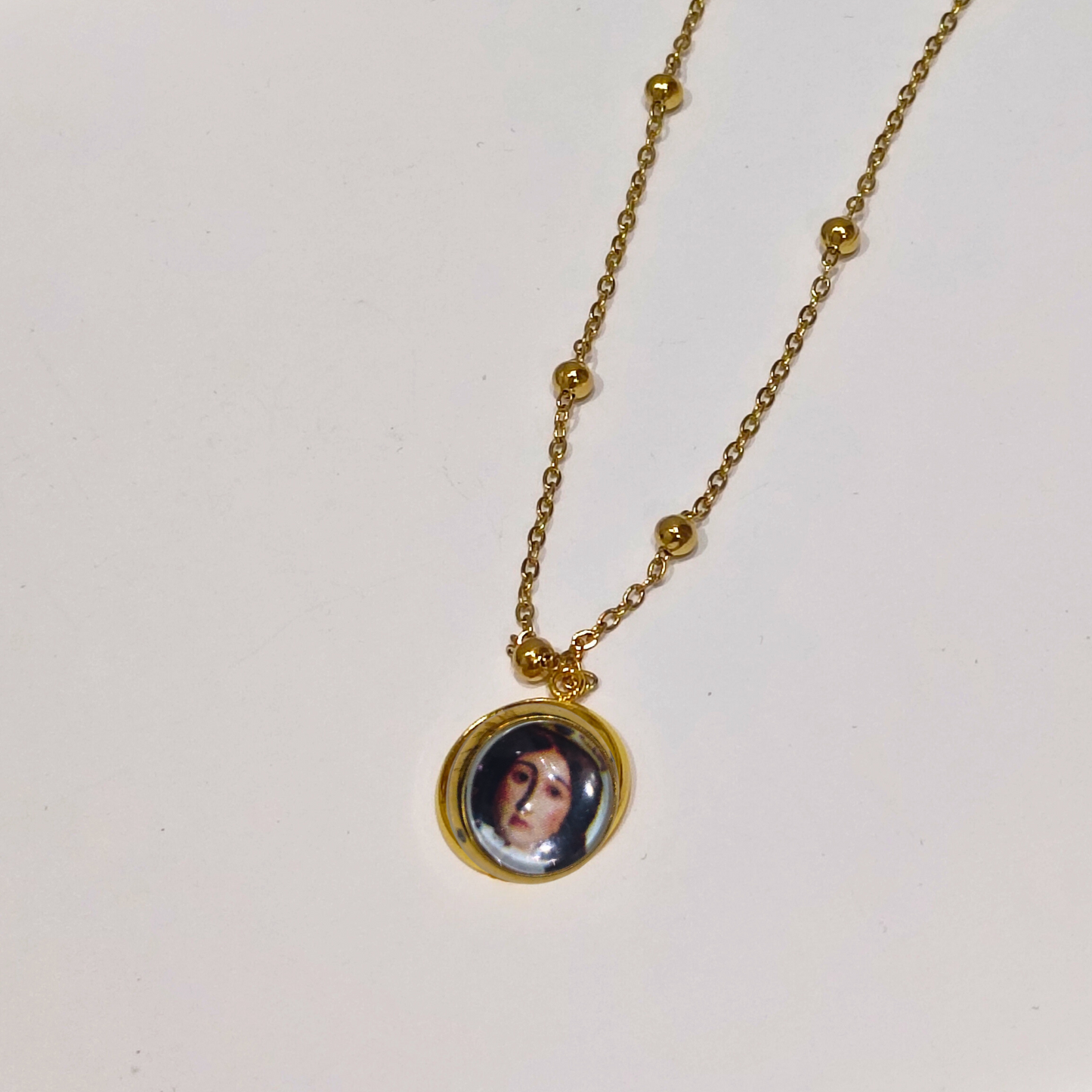 COLGANTE PURISIMA CONCEPCION DORADO