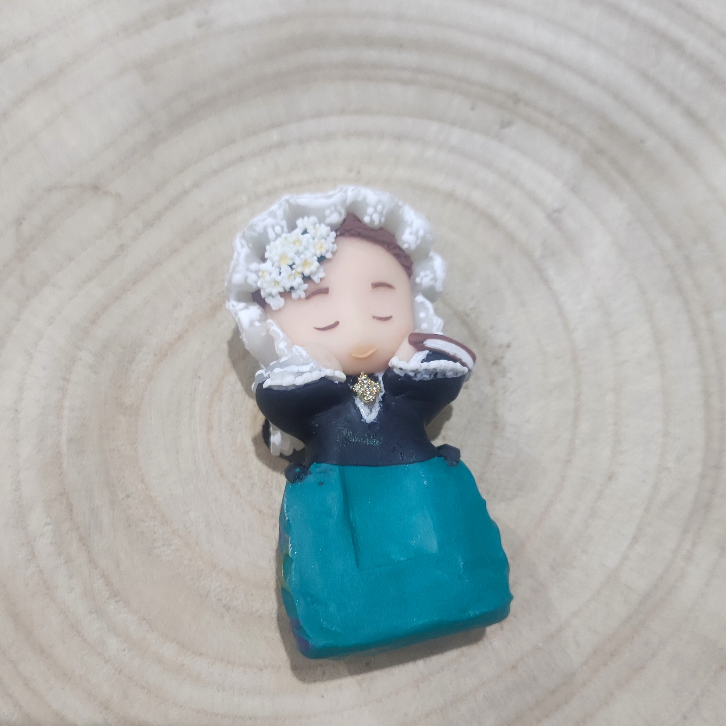 ALICANTINA TRAJE DORMILONA