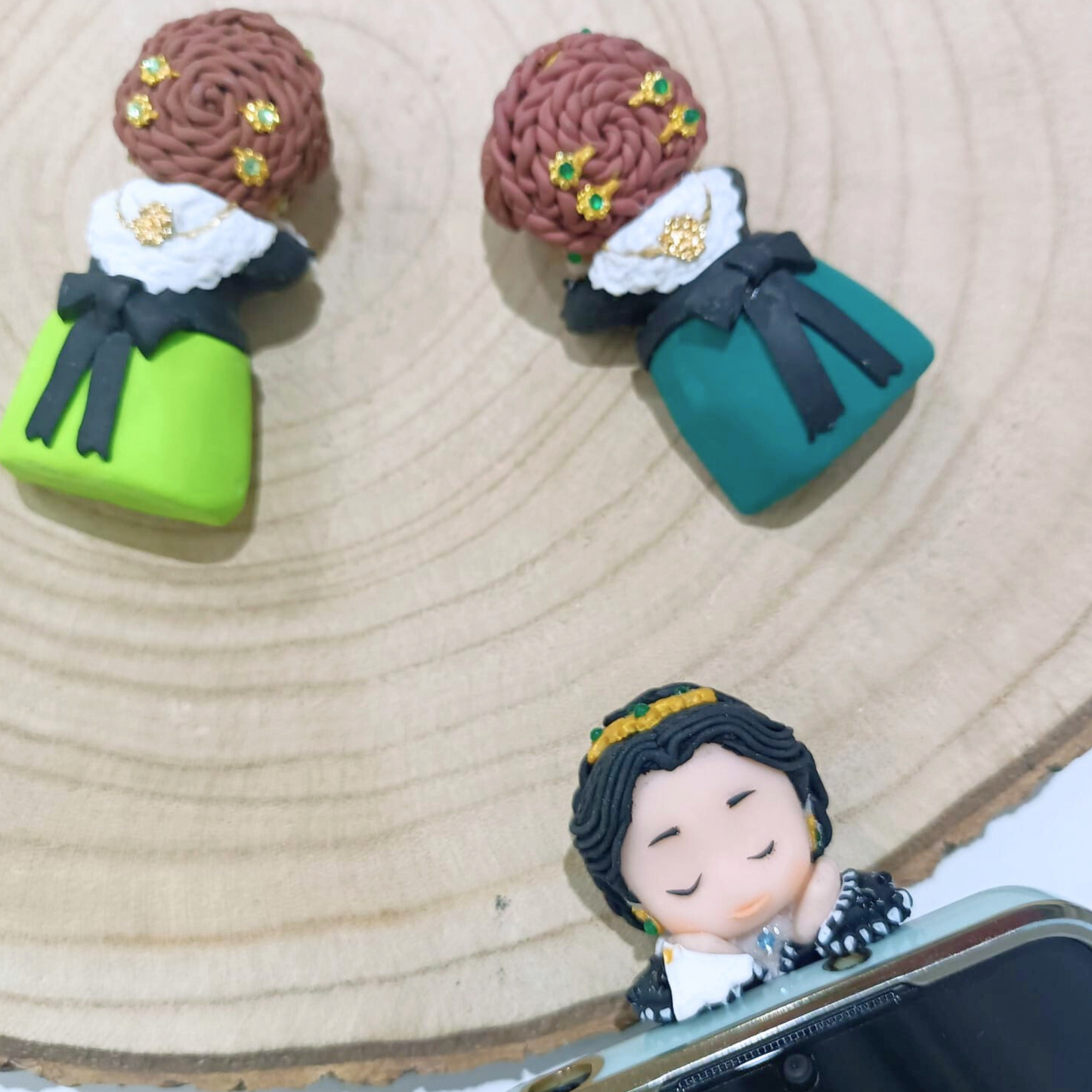 CASTELLONERA TRAJE DORMILONA