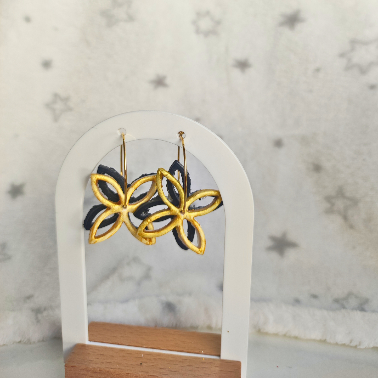 PENDIENTES FLORES CONVINADAS