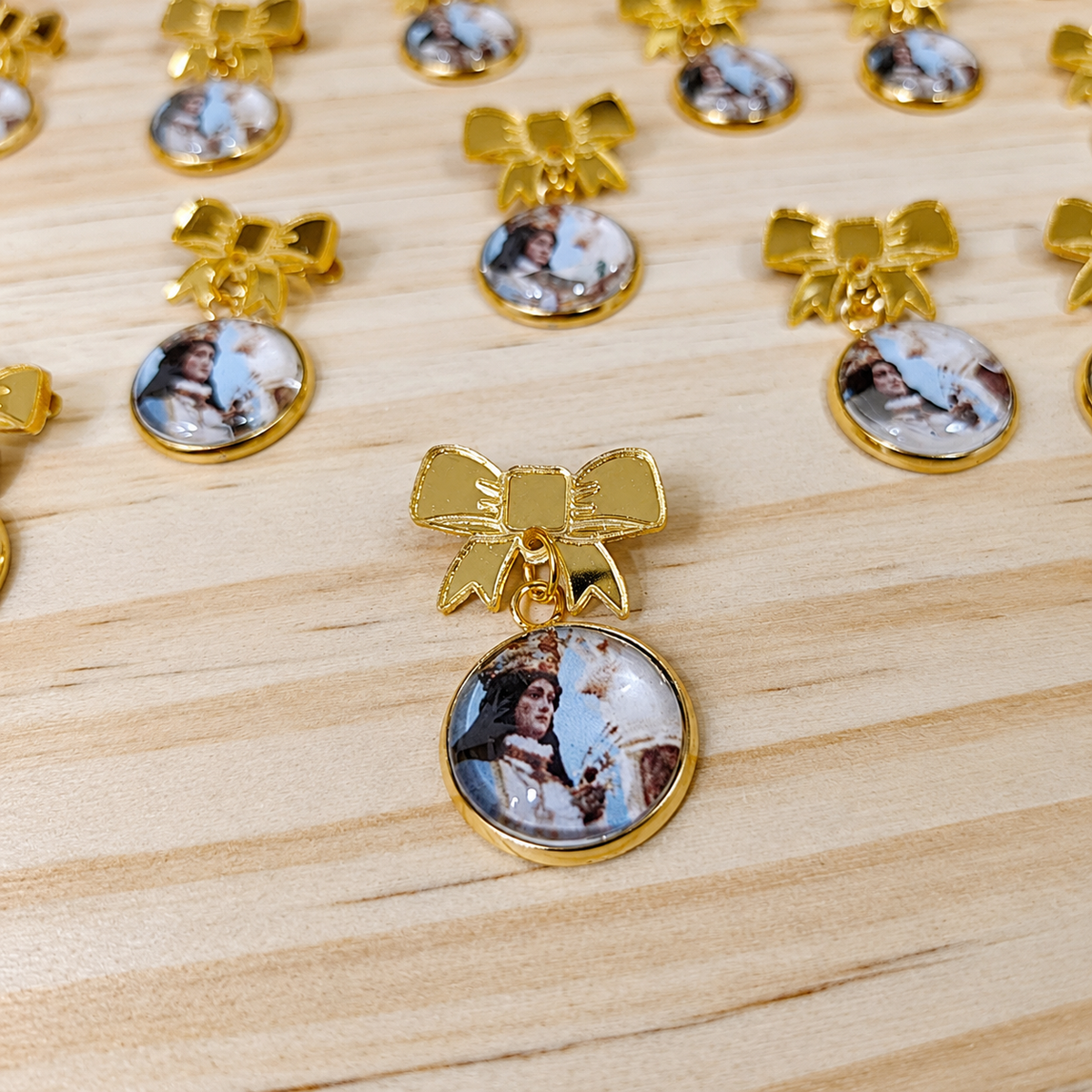 Broche Metacrilato Imagen religiosa