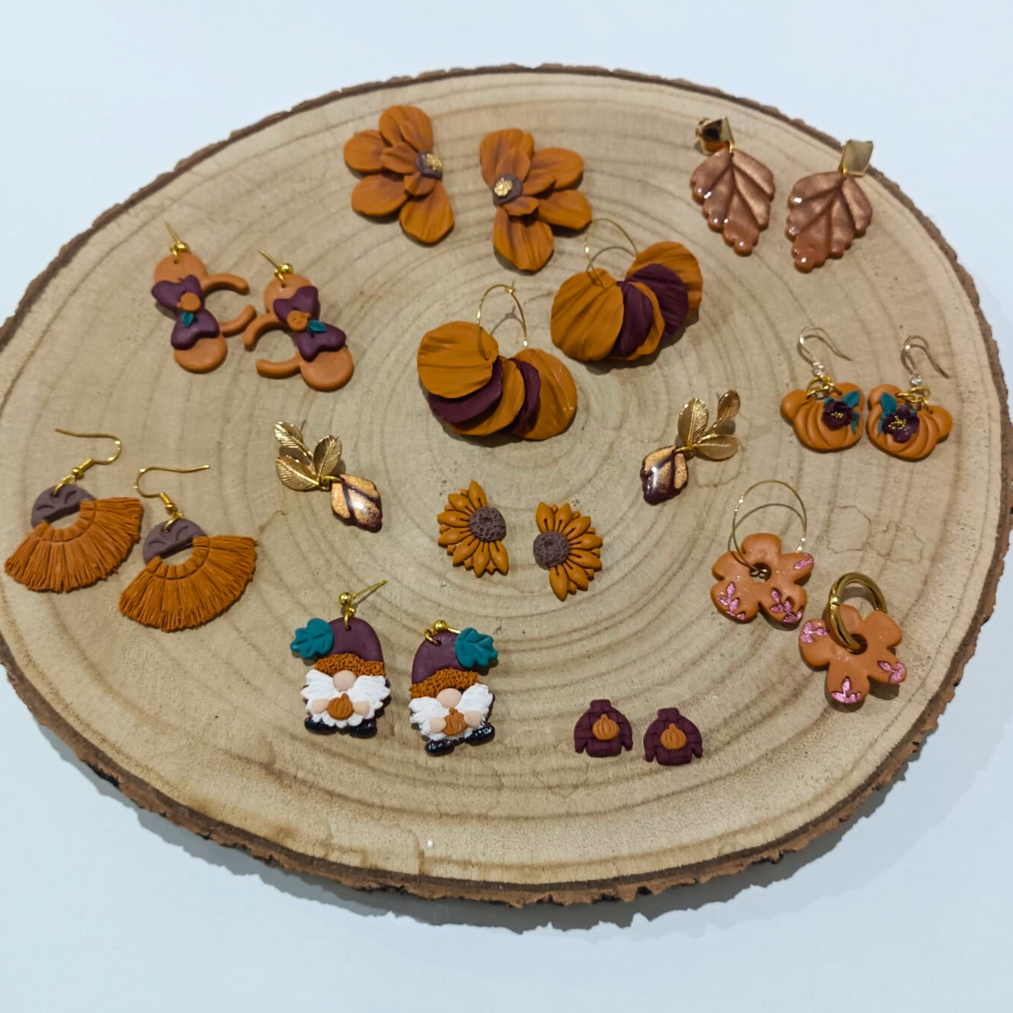 PENDIENTES LAZO BERENJENA